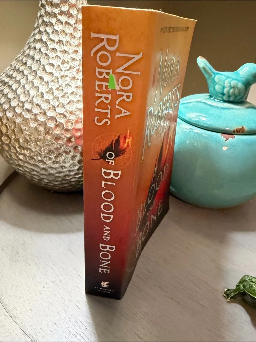 Nora Roberts blood bone
